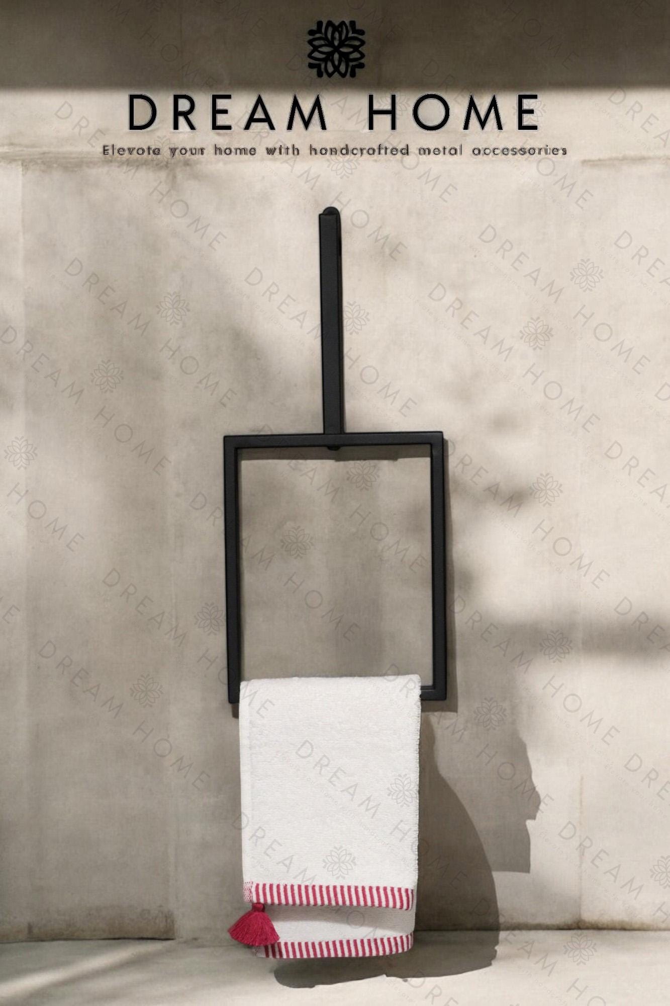 Minimalist Black Iron Towel Ring – Modern Wall-Mounted Bathroom Holder